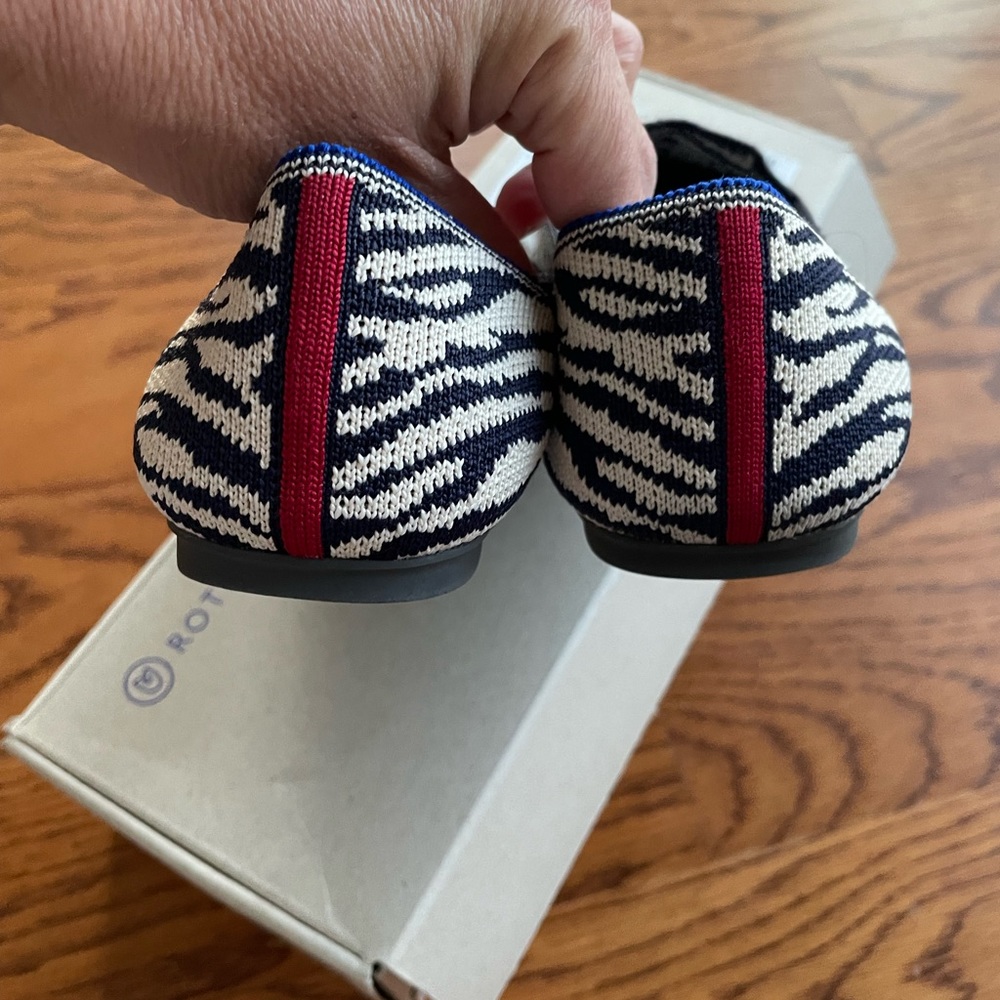 Rothy’s Navy Zebra Loafer Size 8.5 - image 2